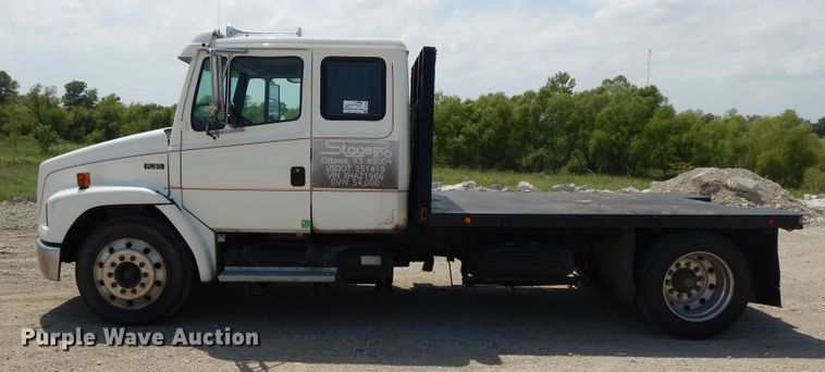 image for item DG7986 1999 Freightliner FL60  flatbed truck