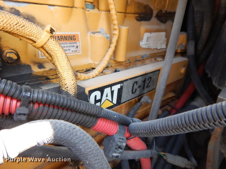 image for item DG7987 2001 Freightliner FL112  flatbed truck