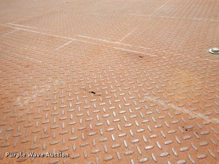 image for item DG7987 2001 Freightliner FL112  flatbed truck