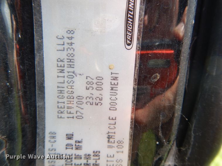 image for item DG7988 2001 Freightliner FL112  box bed truck