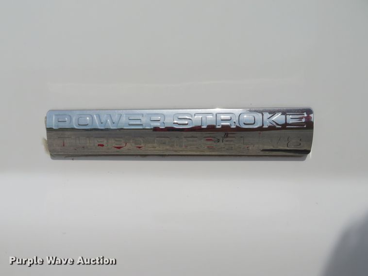 image for item DH1049 2006 Ford F450 Super Duty XL  utility truck with crane