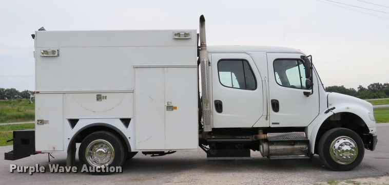 image for item DH1083 2010 Freightliner Business Class M2  Crew Cab utility truck