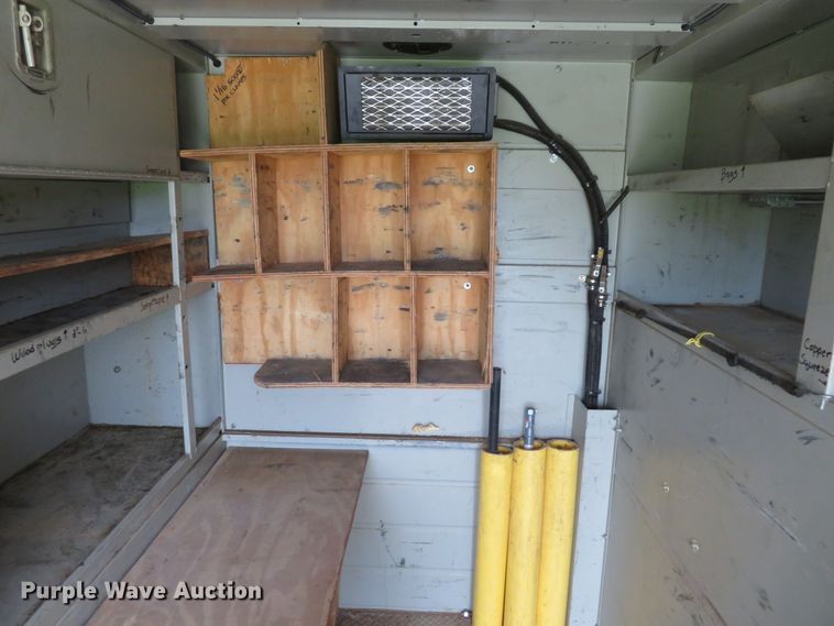 image for item DH1083 2010 Freightliner Business Class M2  Crew Cab utility truck