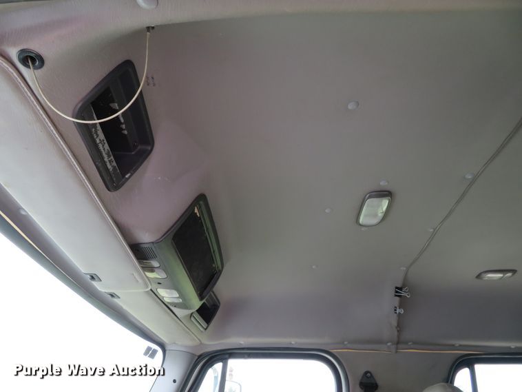 image for item DH1083 2010 Freightliner Business Class M2  Crew Cab utility truck