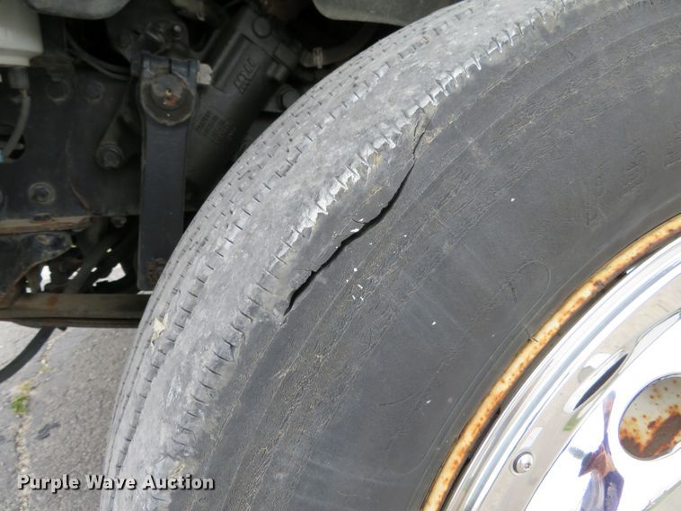 image for item DH1083 2010 Freightliner Business Class M2  Crew Cab utility truck