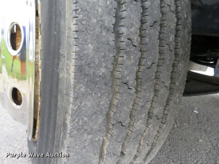 image for item DH1083 2010 Freightliner Business Class M2  Crew Cab utility truck