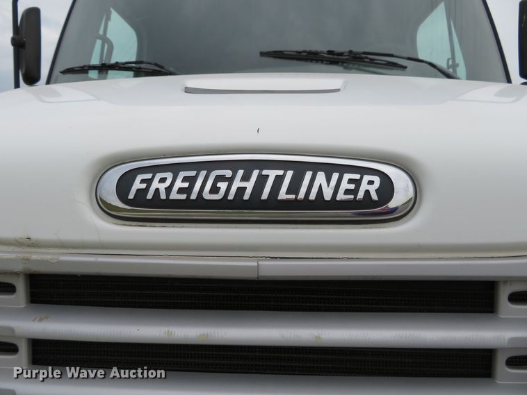 image for item DH1083 2010 Freightliner Business Class M2  Crew Cab utility truck