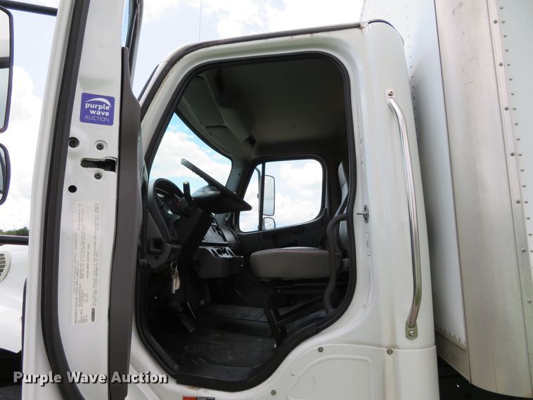 image for item DH1108 2014 Freightliner Business Class M2  box truck