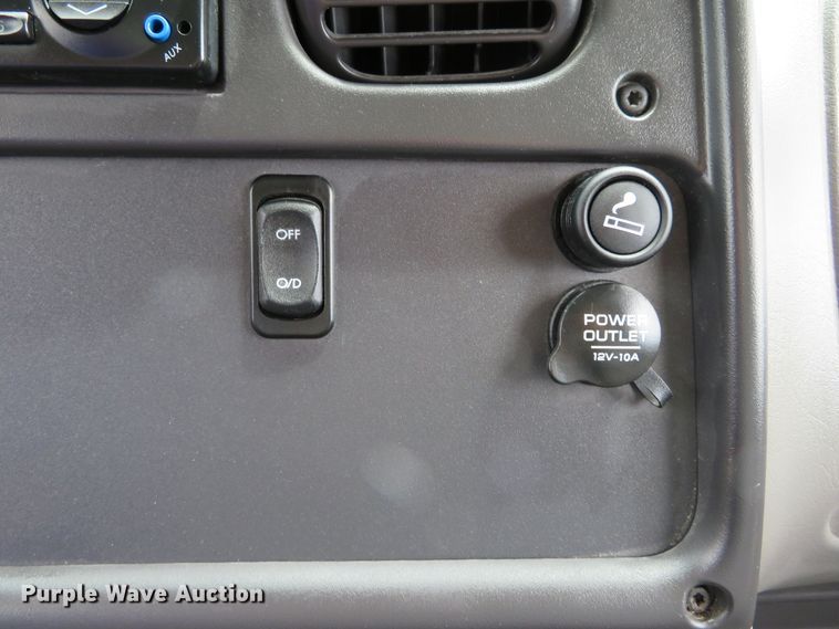 image for item DH1108 2014 Freightliner Business Class M2  box truck