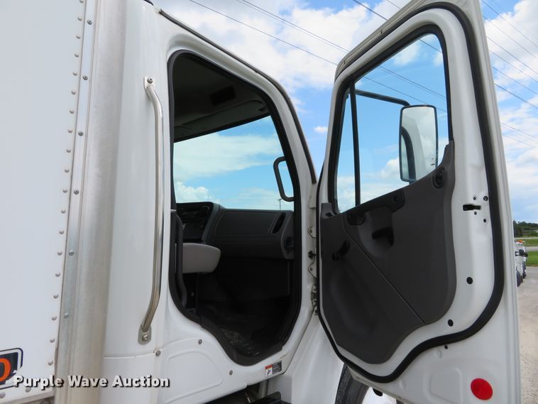 image for item DH1108 2014 Freightliner Business Class M2  box truck