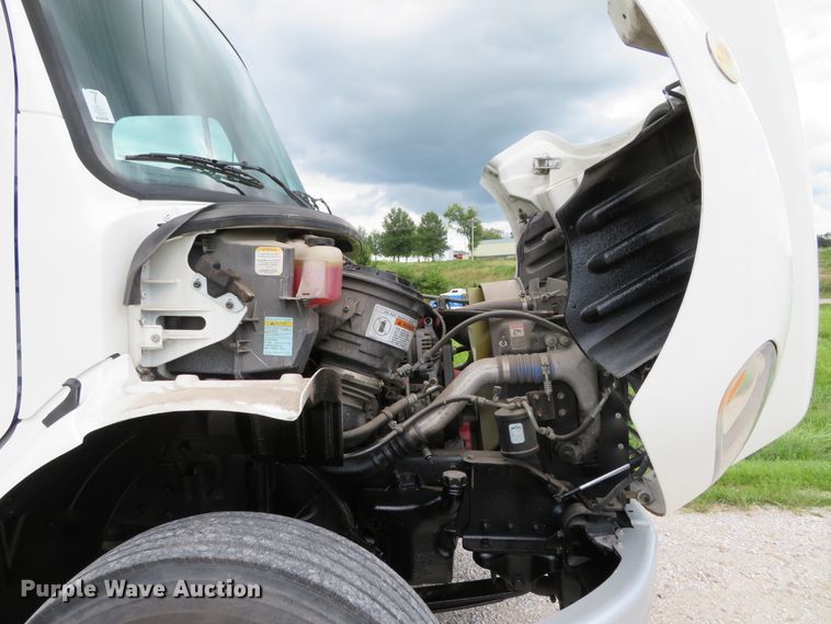 image for item DH1108 2014 Freightliner Business Class M2  box truck