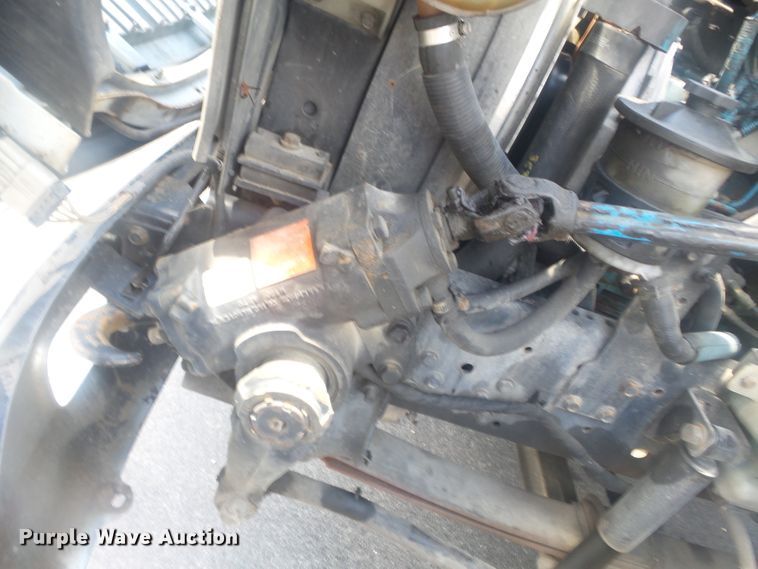 image for item DH3830 2005 International 4400  semi truck