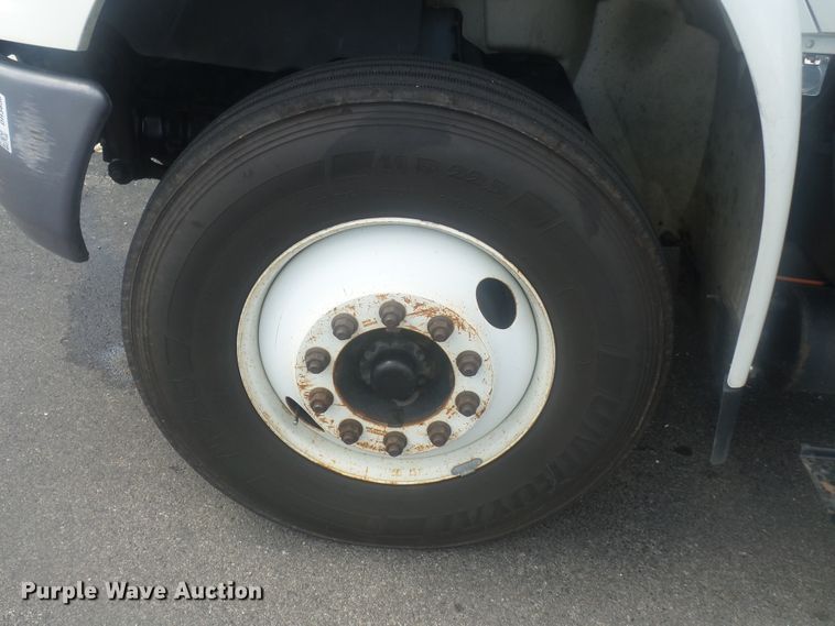 image for item DH3833 2008 International DuraStar 4400  semi truck