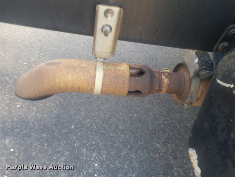 image for item DH3833 2008 International DuraStar 4400  semi truck