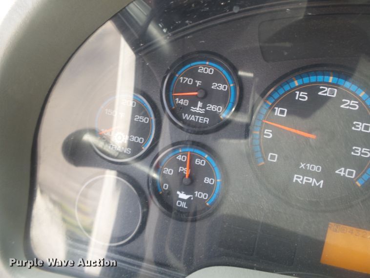 image for item DH3833 2008 International DuraStar 4400  semi truck