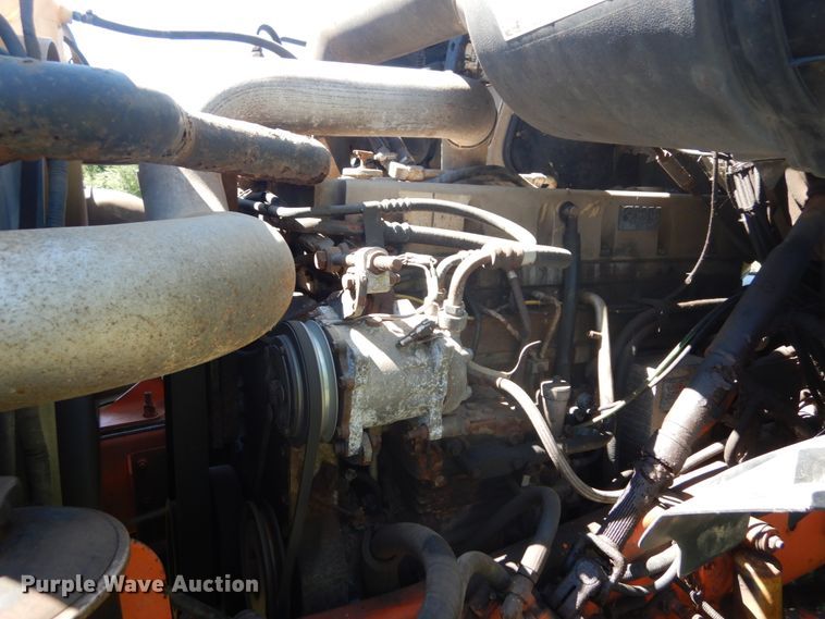 image for item DH5144 1998 Ford LA9000  semi truck