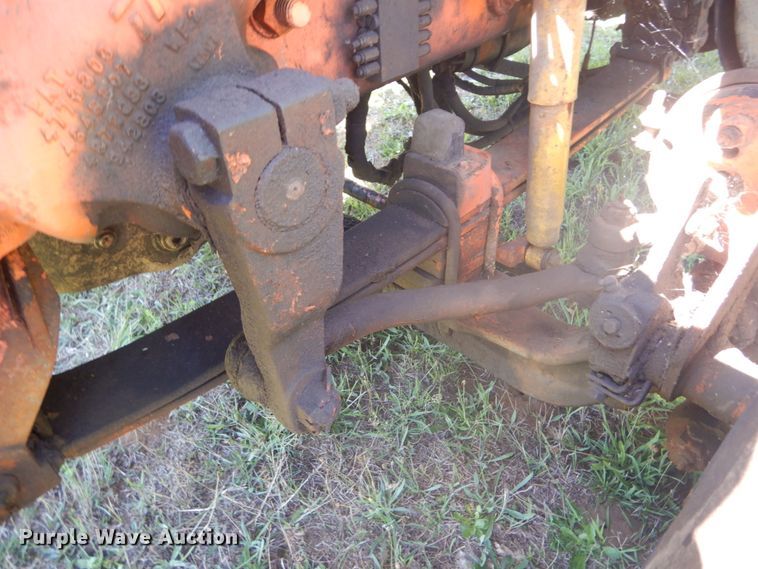 image for item DH5144 1998 Ford LA9000  semi truck