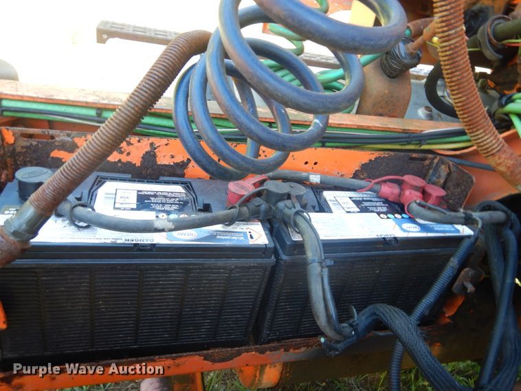 image for item DH5144 1998 Ford LA9000  semi truck