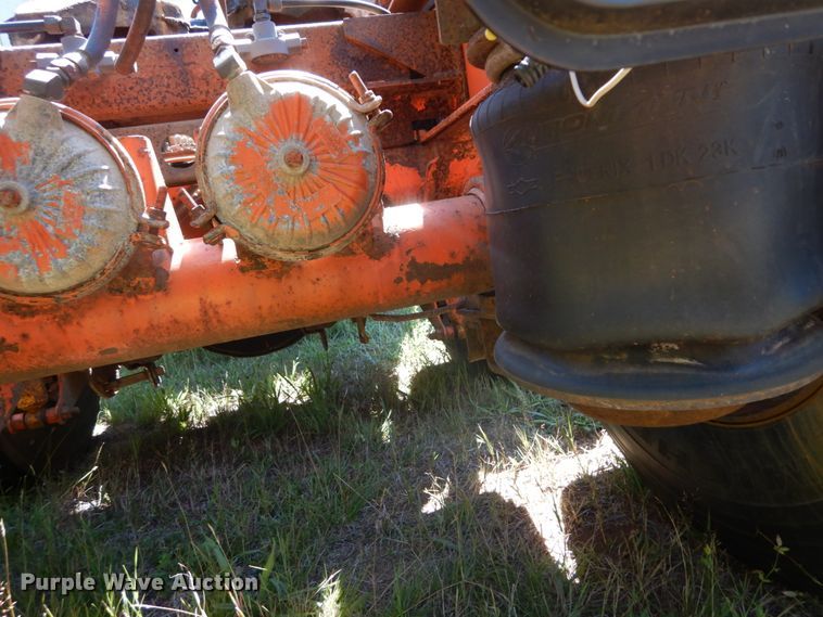 image for item DH5144 1998 Ford LA9000  semi truck