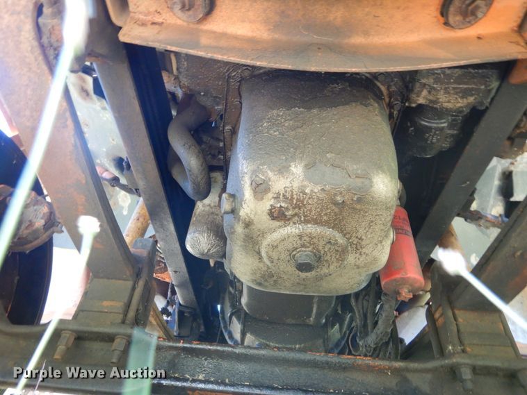 image for item DH5144 1998 Ford LA9000  semi truck