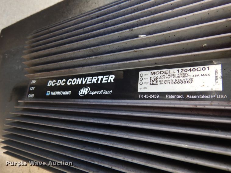 image for item DH6519 2005 Freightliner Columbia CL120  semi truck