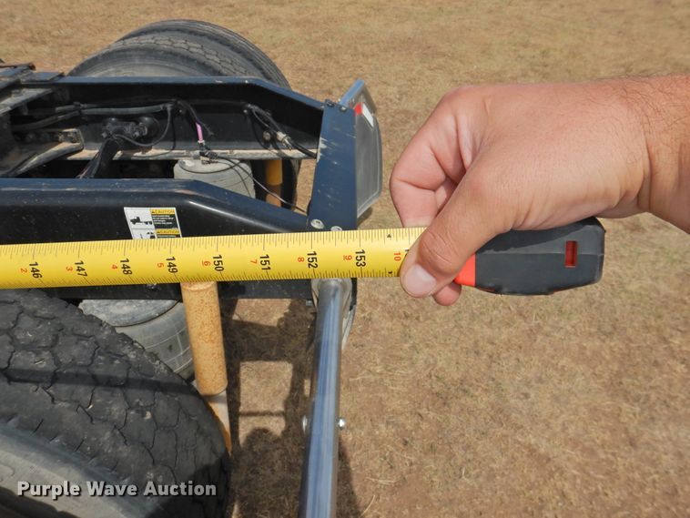 image for item DI0172 2007 Peterbilt 387  semi truck