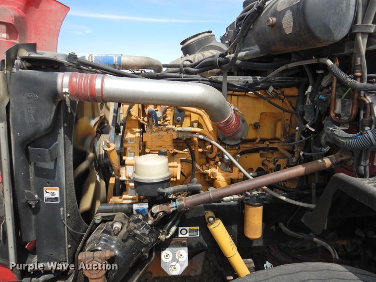 image for item DI0172 2007 Peterbilt 387  semi truck