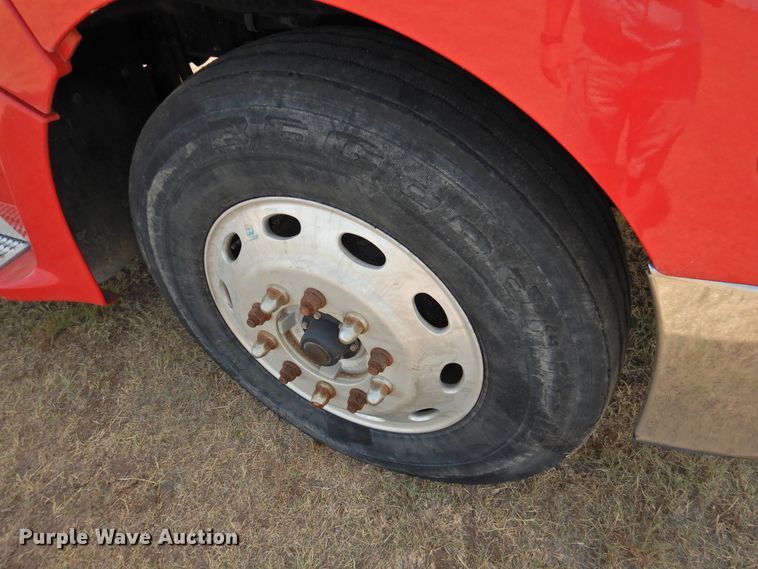 image for item DI0172 2007 Peterbilt 387  semi truck