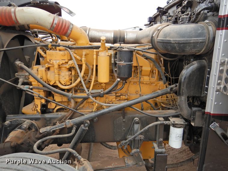 image for item DI0173 1990 Peterbilt 379  semi truck