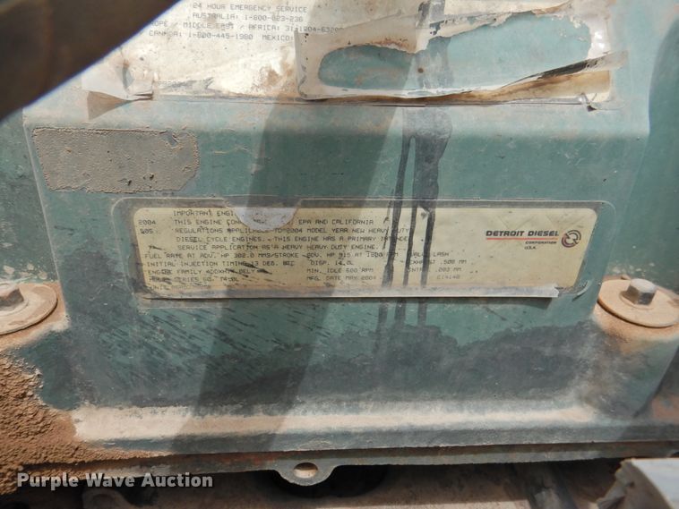 image for item DI0192 2006 Freightliner  semi truck