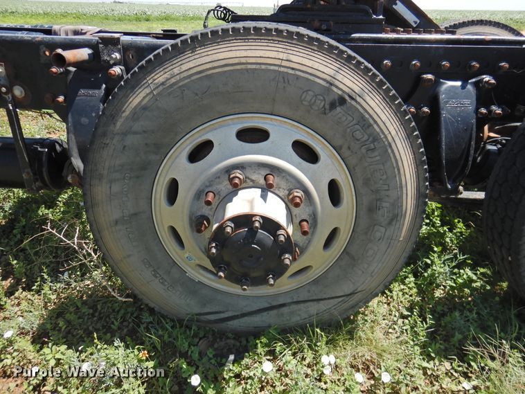 image for item DI0206 2007 Freightliner ST12  semi truck