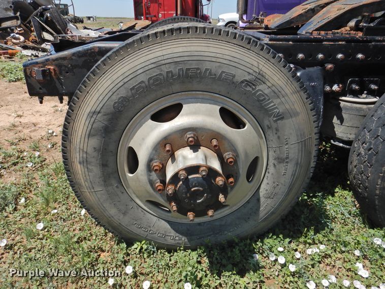 image for item DI0206 2007 Freightliner ST12  semi truck