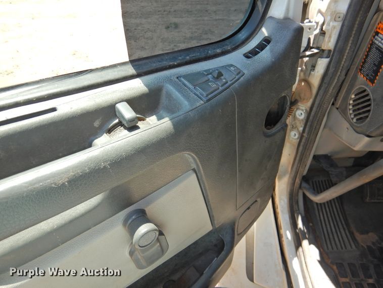 image for item DI0215 2010 Volvo VNL  semi truck