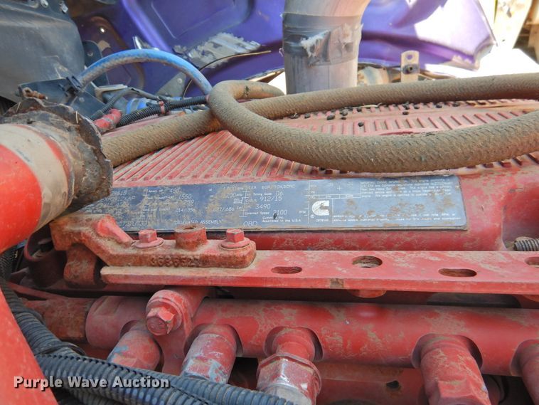 image for item DI0217 2011 Peterbilt 388  semi truck