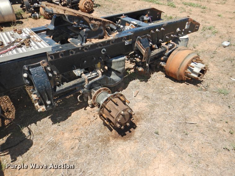 image for item DI0217 2011 Peterbilt 388  semi truck