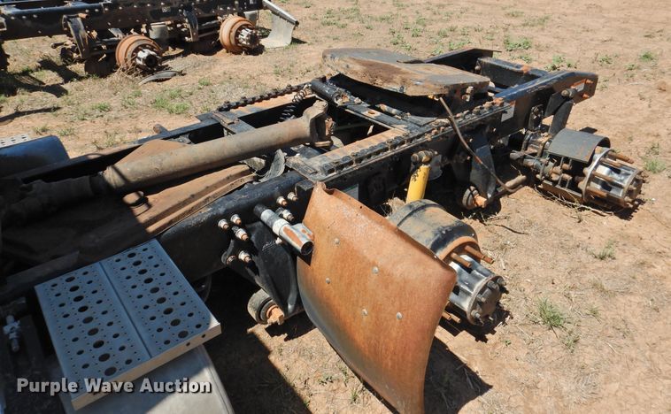 image for item DI0222 2007 Freightliner Columbia 120  semi truck