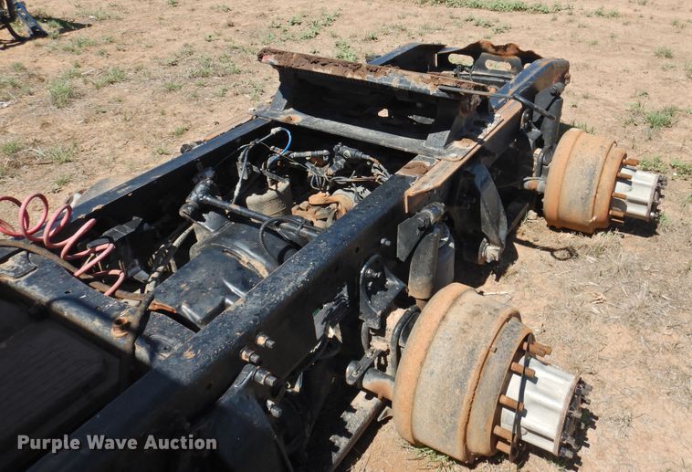 image for item DI0224 2005 Freightliner ST120  semi truck