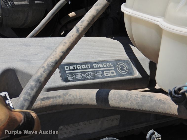 image for item DI0227 2007 Freightliner ST120  semi truck