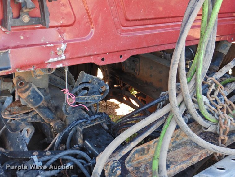 image for item DI0228 2012 Mack CXU613  semi truck