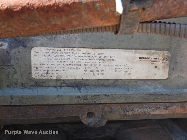 image for item DI0231 2005 Freightliner Columbia 120  semi truck