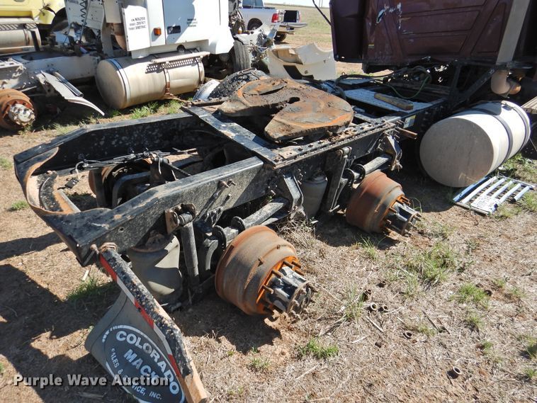 image for item DI0235 2012 Mack CXU613  semi truck