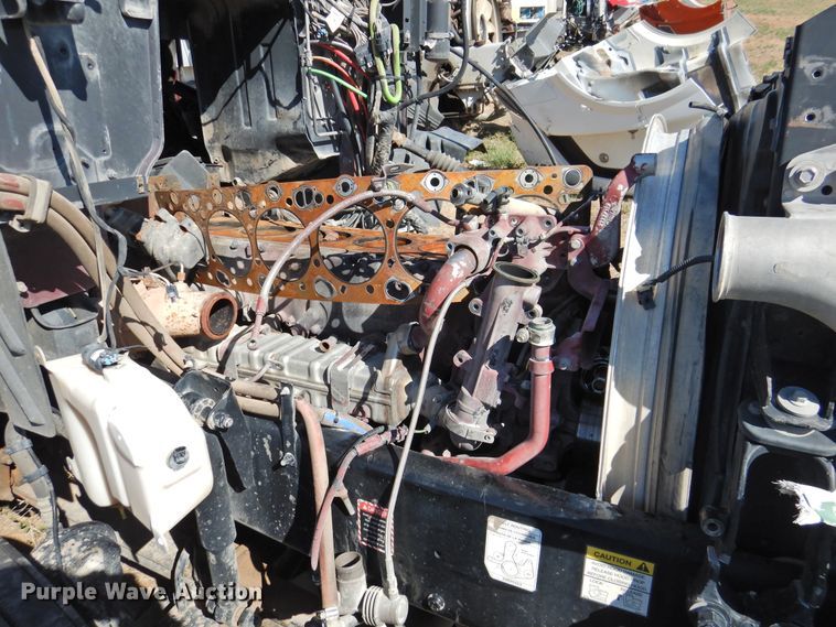 image for item DI0235 2012 Mack CXU613  semi truck