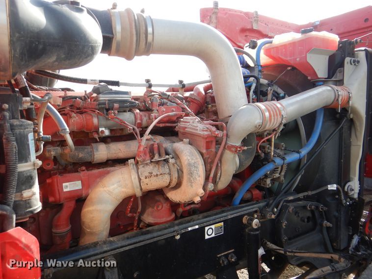 image for item DI0272 2013 Peterbilt 389  semi truck