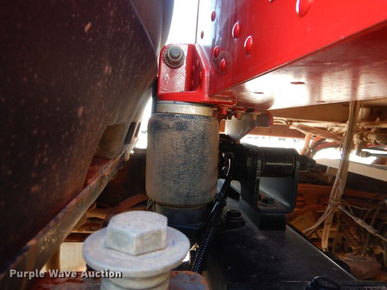 image for item DI0272 2013 Peterbilt 389  semi truck