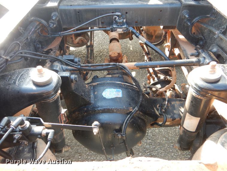 image for item DI0272 2013 Peterbilt 389  semi truck