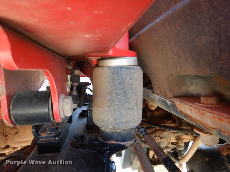 image for item DI0272 2013 Peterbilt 389  semi truck