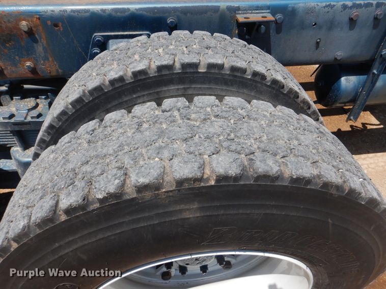 image for item DI0283 1990 Peterbilt 362  truck cab and chassis