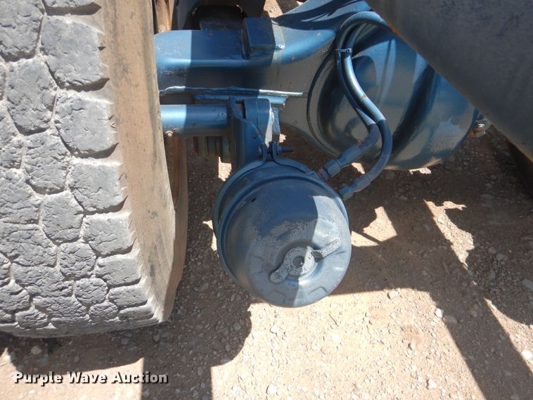 image for item DI0283 1990 Peterbilt 362  truck cab and chassis