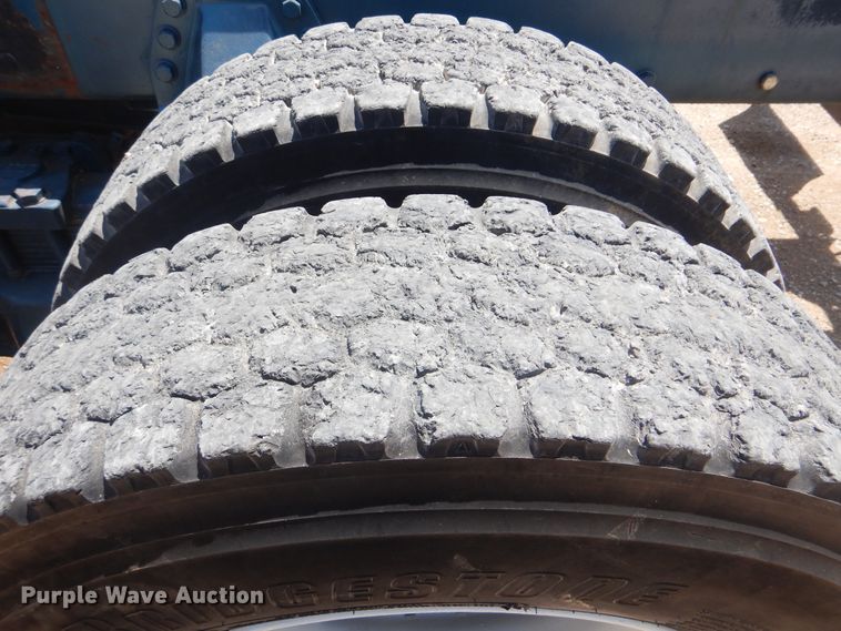 image for item DI0283 1990 Peterbilt 362  truck cab and chassis