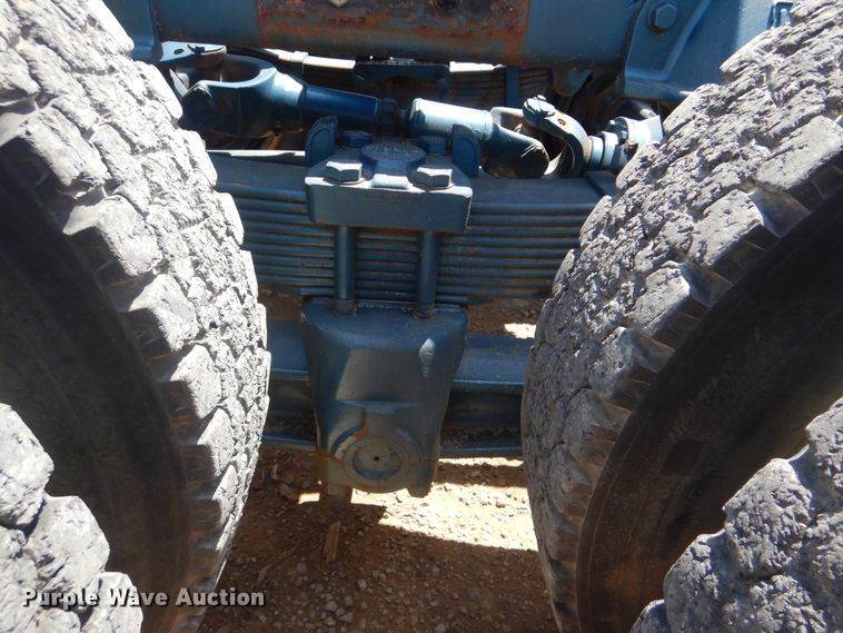 image for item DI0283 1990 Peterbilt 362  truck cab and chassis